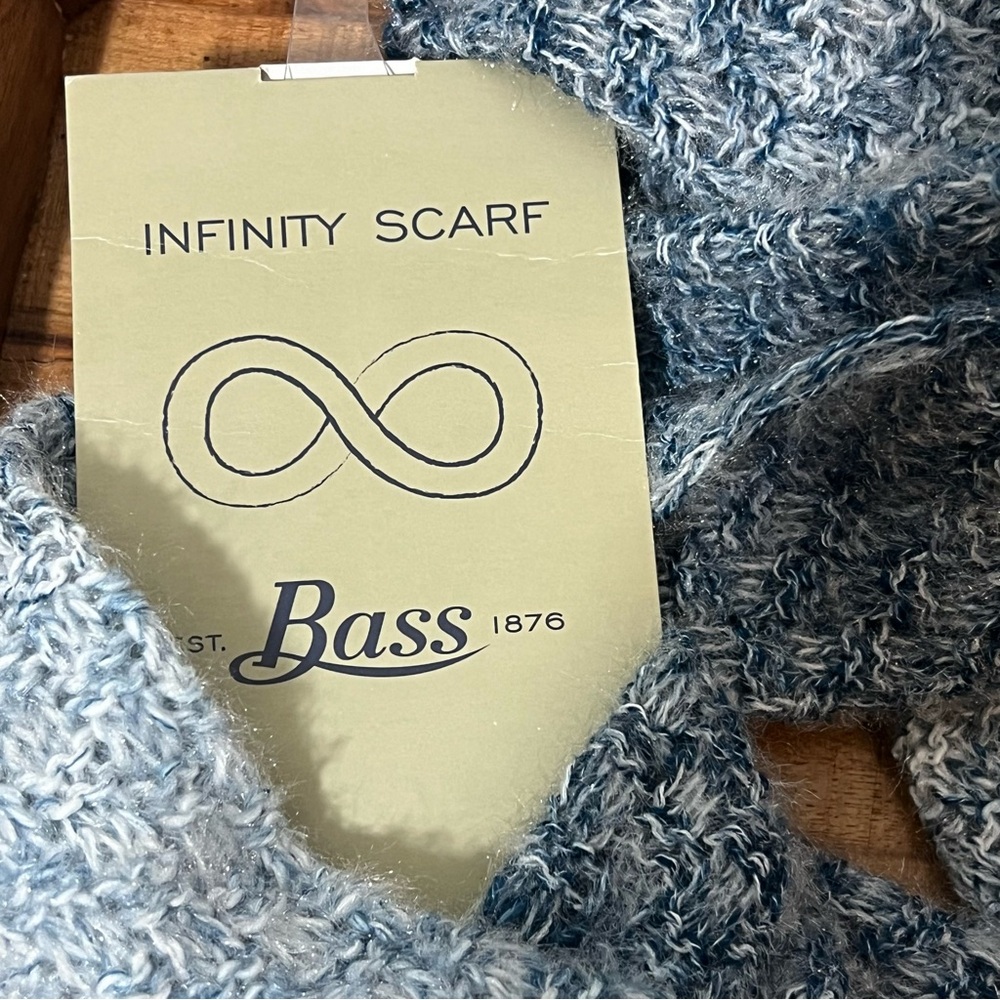 BASS Super Soft & Cozy Warm Infinity Scarf - Picture 4 of 5